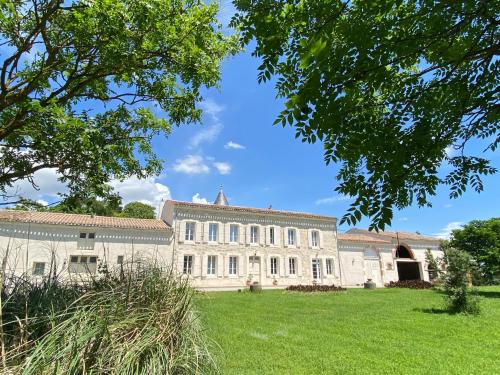 Domaine de Lanis - Maison d'hôtes pour une parenthèse hors du temps - Chambre d'hôtes - Castelnaudary