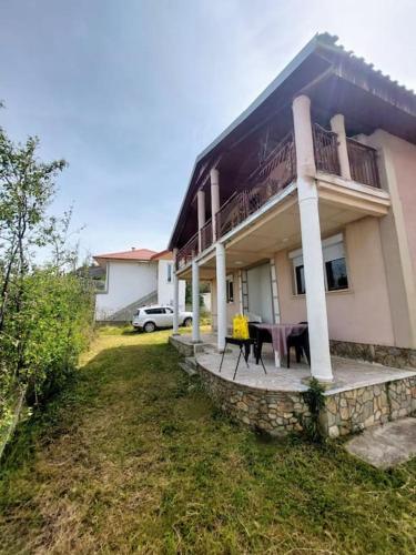A szálláshely kívülről, Villa Stone Tree - Ljubanista in Ljubanishta