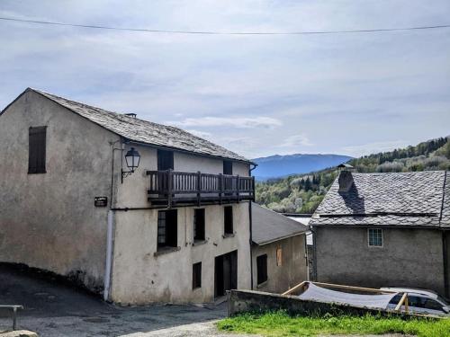 Grand gîte au cœur des Pyrénées - Ariège Mijanes (Grand gite au cœur des Pyrenees - Ariege Mijanes) in Lepla