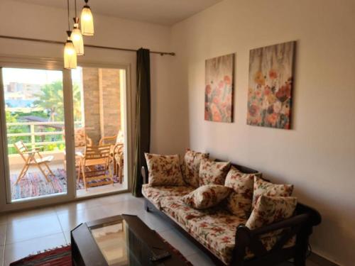 Very Accessible Typical 2 Bedrooms Chalet in Amwaj North Coast