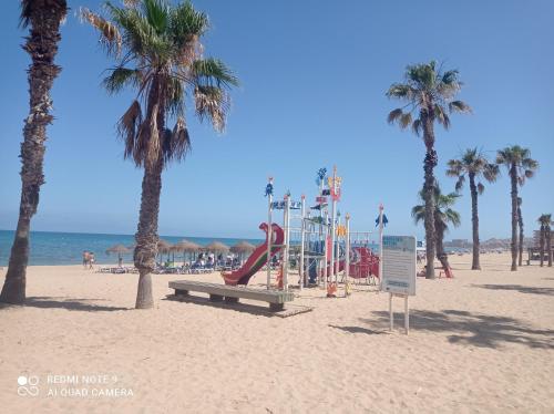 Moderno apartamento al lado de playa La Mata Alicante