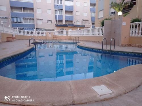 Moderno apartamento al lado de playa La Mata Alicante