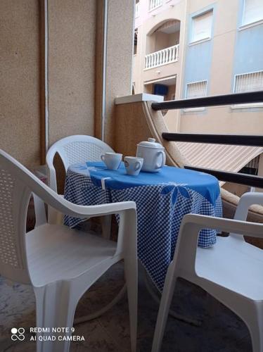 Moderno apartamento al lado de playa La Mata Alicante