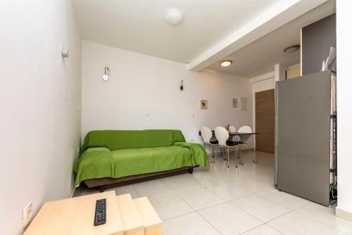 Apartments Djani - image 9