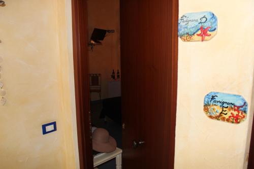 Double Room image 9