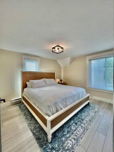 Ariannas Modern Makeover in Grand Rapids, USA