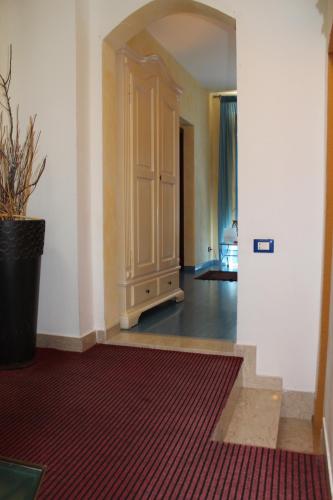 Double Room image 7