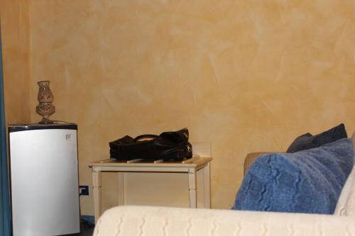 Double Room image 6