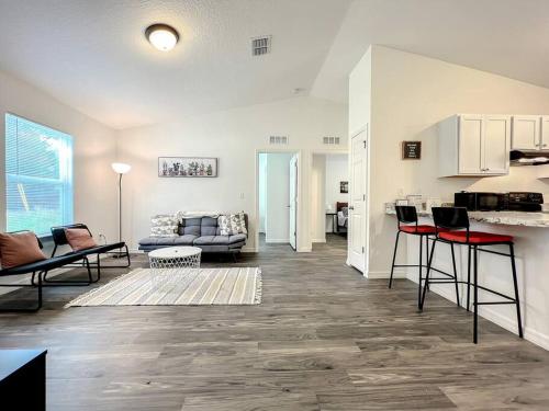 Serenity in Ocala: Your Private Retreat in Nature in Belleview, USA
