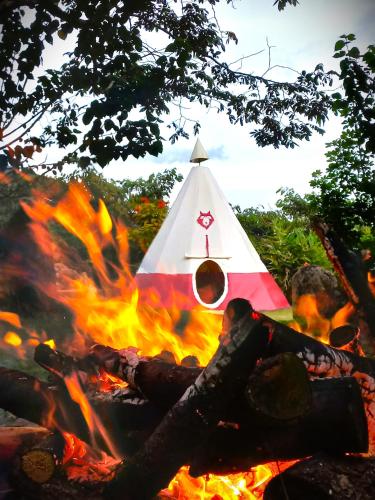 . Biosfera Lodge tipi para 3 personas