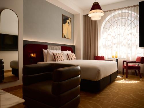 room detail thumbnail 0