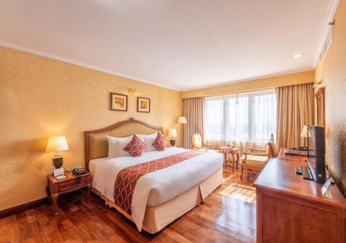 Habitación doble, deluxe, senior, vistas a la ciudad, vistas al rio