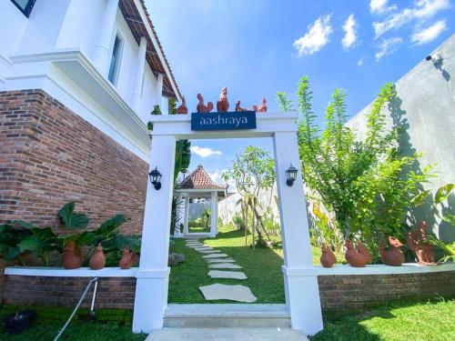 Luxury Villas 3 BR Merapi View
