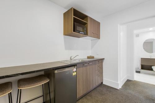 The Surrey Hotel near Auckland Zoo