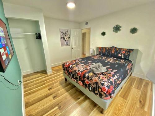 Lively Home near Downtown, stadium, Wynwood, Miami (Florida)