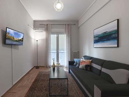 Comfortable apartment next to Museum and park, Atene
