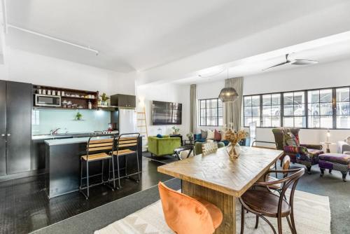 Gorgeous NY Style Loft in CBD - Netflix Wifi, Auckland (foto 7)