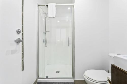 Hideaway Apartment with pool and free parking, Auckland (photo 5)