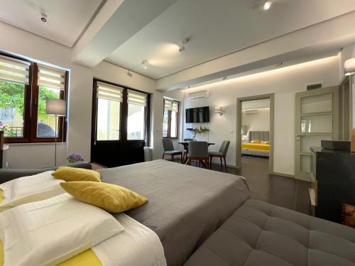 Apartment with Sea View image 10