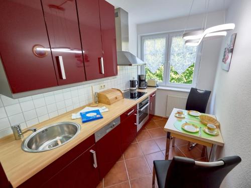 Kitchen, Strandwohnungen Sellin - WG06 mit 2 Balkonen in Ostseebad Sellin