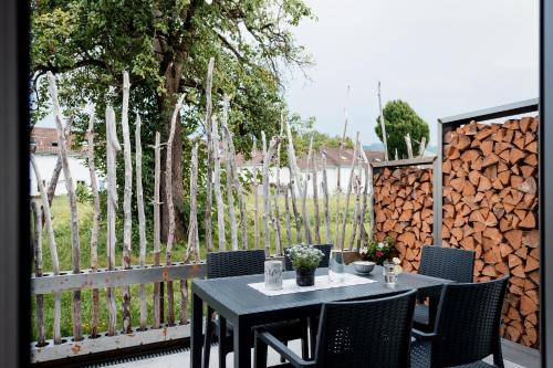 ระเบียง/ชานเรือน, Ländleapartments (Landleapartments) in โฮเชท