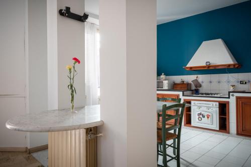Palazzo Damiani Apartment by DomuSicily, Palermo (fotografie 7)