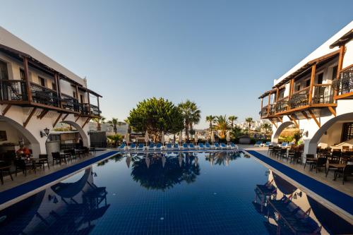 Costa Bitezhan Hotel - All Inclusive