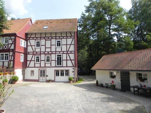 Vista exterior, Ferienwohnung Tiererlebnishof Obermühle (Ferienwohnung Tiererlebnishof Obermuhle) in Bad Orb