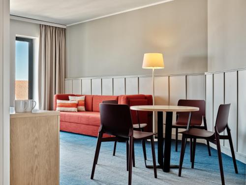 467936411 Holiday Inn Gdansk - City Centre by IHG