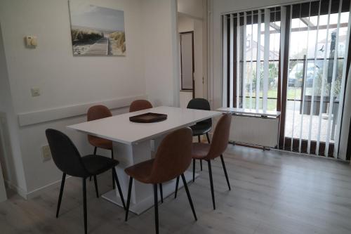  Meerpaal, Spaanse Galeien 65 Cadzand in Cadzand
