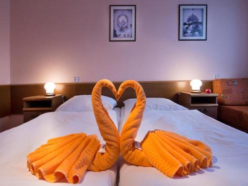 Double or Twin Room with Extra Bed