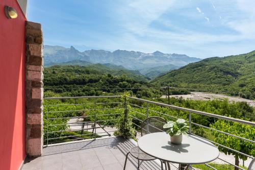 景觀, Gefiri Plakas Hotel, Tzoumerka in 格菲拉普拉卡