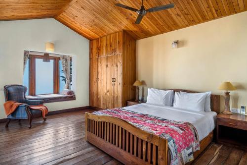 The Log Cabin image 10
