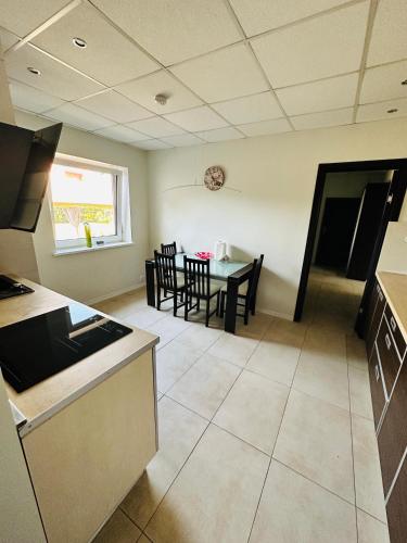 Svetes house - Garden & BBQ & Parking in Ezerkrasts