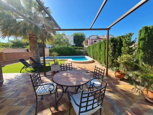 Casa con piscina privada - La Guardia de Jaén