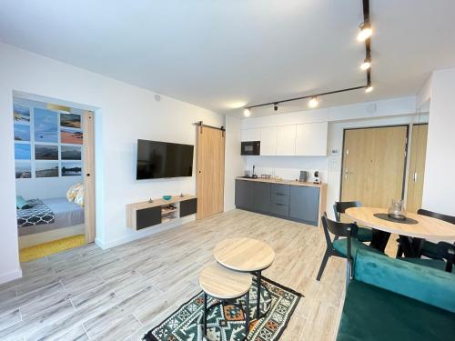 Superior Laguna Beskidow Green! Sauna & Gym! Air Condition!