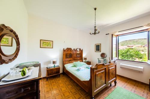 1 double bed, 1 twin bed