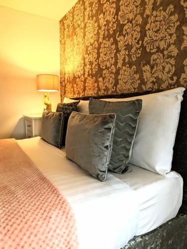 Brookside Hotel & Residents Bar , Cozy lounge areas & Terrace ,Suitable for Solo Travelers Couples Educational Groups Families & Contractors welcome, Chester (Foto 10)