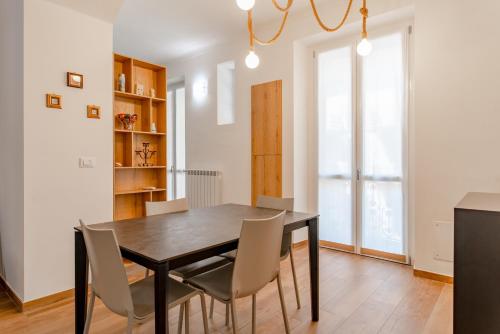  Royal Apartment by Toh Solution in Turin