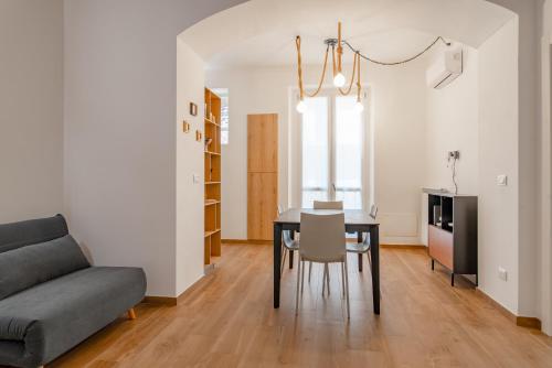  Royal Apartment by Toh Solution in Turin