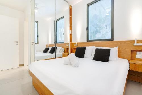 Two-Bedroom Apartment image 4