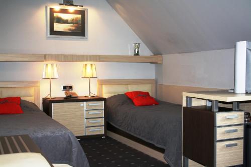 Garni Hotel Leopold I Room Type - Double or twin room with Fortress View