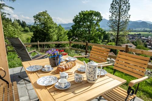 Die Sonnenhalde - Ferienwohnungen & Waldhütten