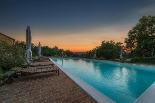 Зручності, PODERE SANTA CROCE 10, Emma Villas in Радікондолі