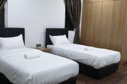2. Luxury Kristal Condo 2 丹绒亚路高級市中心住宅 in Kepayan