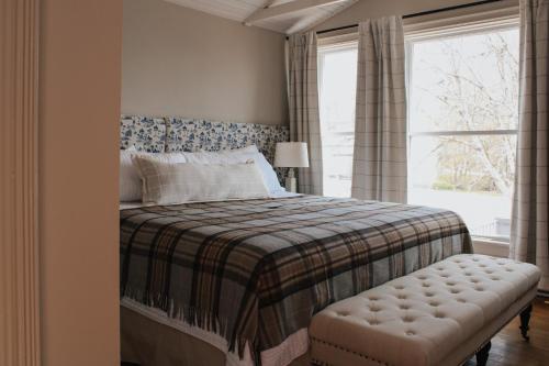 2 twin beds