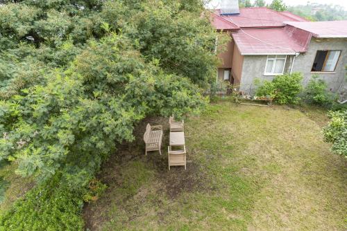 house for rent in the middle of nature