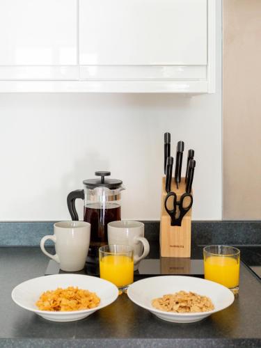 Ételek és italok, 1 Bed Apartment - Redhill Central, Surrey, Gatwick #2 in Redhill West