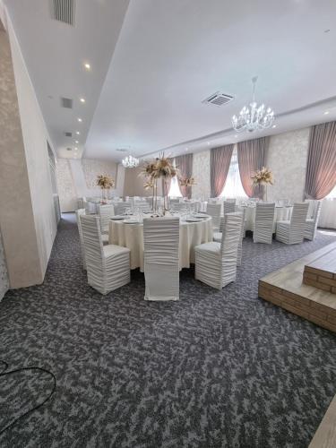 Étterem, Pensiunea Moldova in Piatra Neamt
