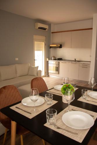 バルコニー/テラス, Wave Beachfront Apartments in ドゥラス
